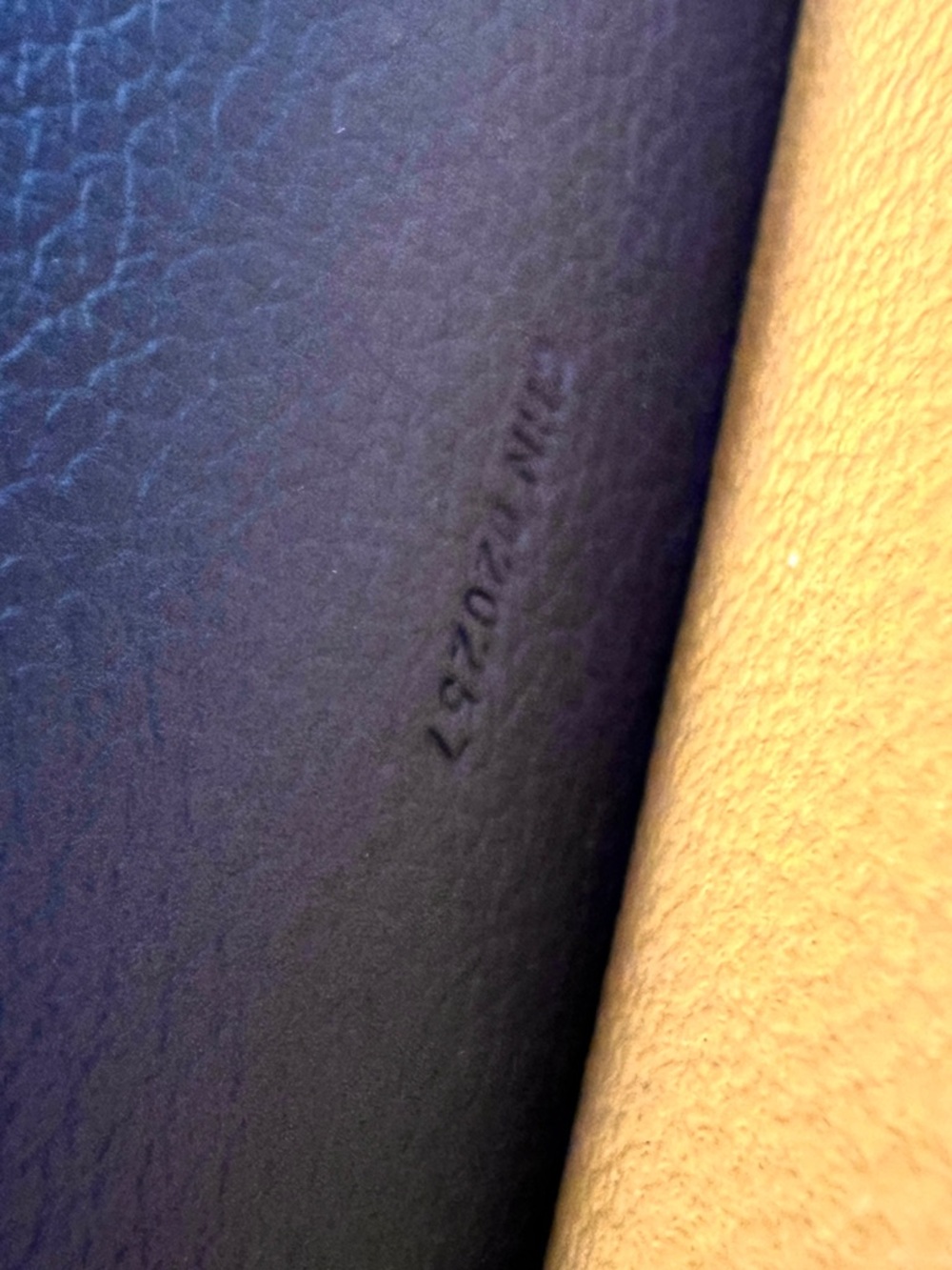 Goyard Chypre wallet with strap - Picture 7 of 11